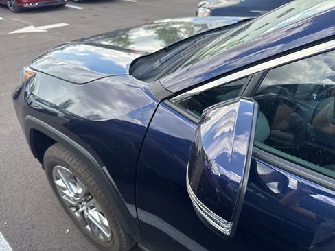 Used 2023 Toyota RAV4 XLE Premium image 8