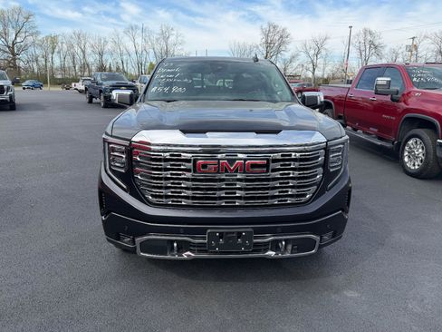 Used 2023 GMC Sierra 1500 Denali w/ Denali Reserve Package AWD/4WD image 7