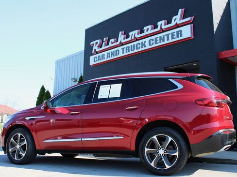 Used 2021 Buick Enclave Essence w/ Sport Touring Edition AWD/4WD image 16