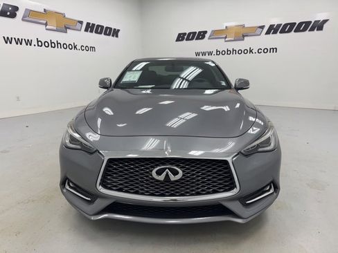 Used 2018 INFINITI Q60 Red Sport 400 w/ Sensory Package 3.0T Sport image 2
