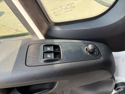 Used 2023 RAM ProMaster 3500 w/ Convenience Group FWD image 10