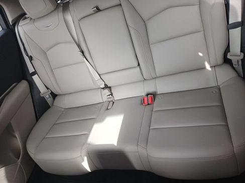 Used 2021 Cadillac XT4 Luxury w/ Cold Weather Package FWD image 22