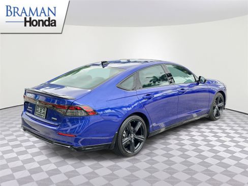 Certified 2025 Honda Accord Sport image 3
