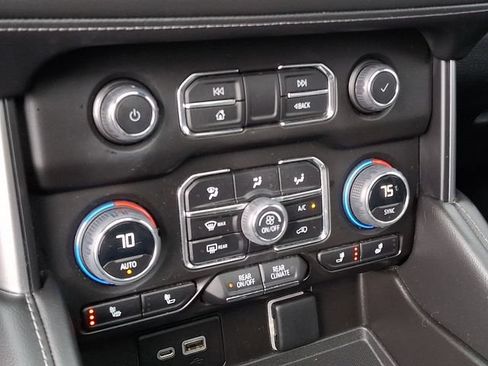 Used 2023 Chevrolet Tahoe Z71 AWD/4WD image 12