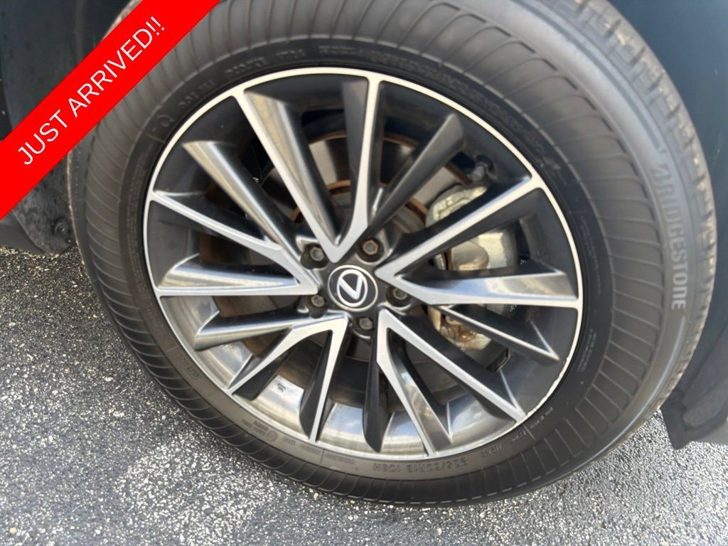 Used 2024 Lexus NX 250 FWD w/ Premium Package image 8