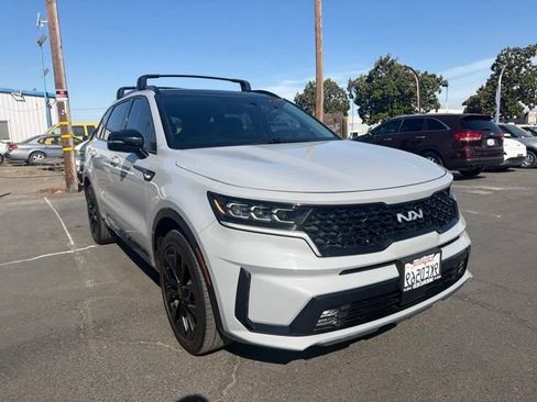 Used 2023 Kia Sorento SX FWD image 1