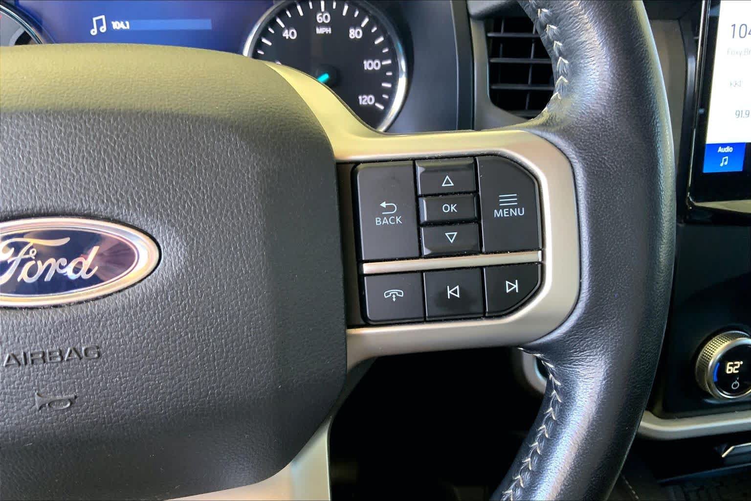 Used 2024 Ford Expedition XLT AWD/4WD image 24