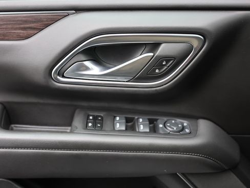 Used 2024 Chevrolet Tahoe LT image 38