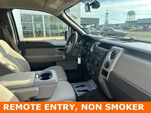 Used 2010 Ford F150 XLT image 2