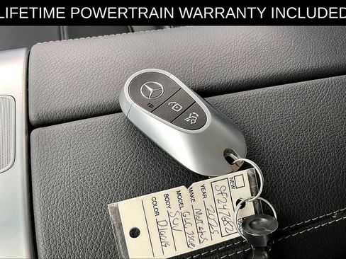 Used 2025 Mercedes-Benz GLC 350e 4MATIC image 13