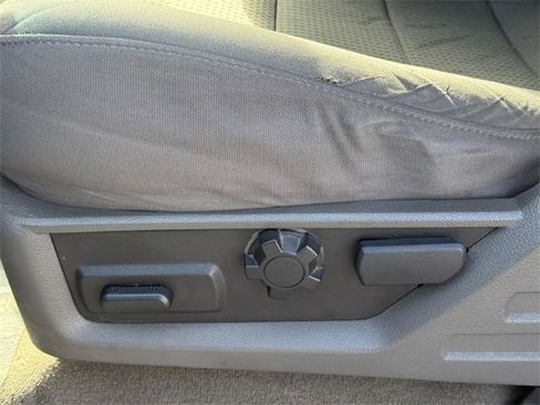 Used 2010 Ford F250 XLT image 18