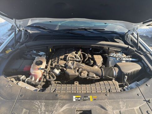 Used 2022 Jeep Grand Cherokee L Limited image 9