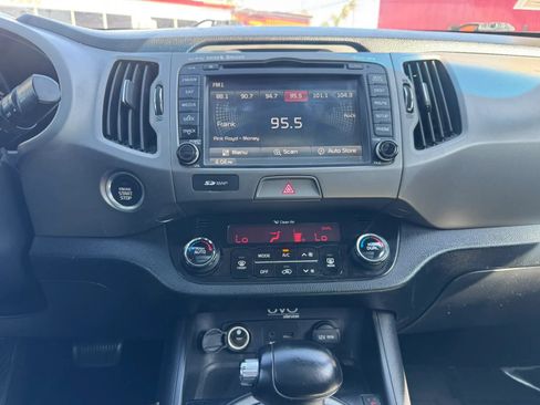 Used 2014 Kia Sportage EX FWD image 29
