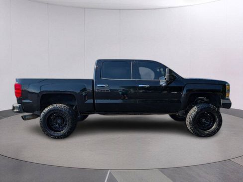 Used 2014 Chevrolet Silverado 1500 LTZ Z71 w/ LTZ Plus Package AWD/4WD image 8