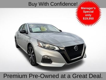 Used 2022 Nissan Altima 2.5 SR