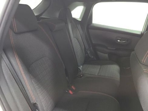 Used 2025 Honda HR-V Sport image 14