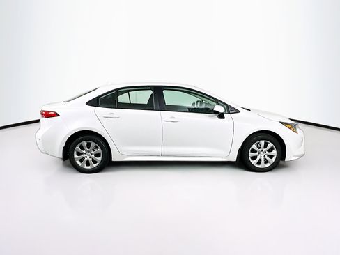Used 2026 Toyota Corolla LE FWD image 10