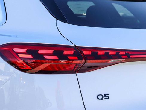 New 2025 Audi Q5 Premium image 12