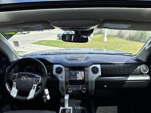 Used 2019 Toyota Tundra Platinum image 23