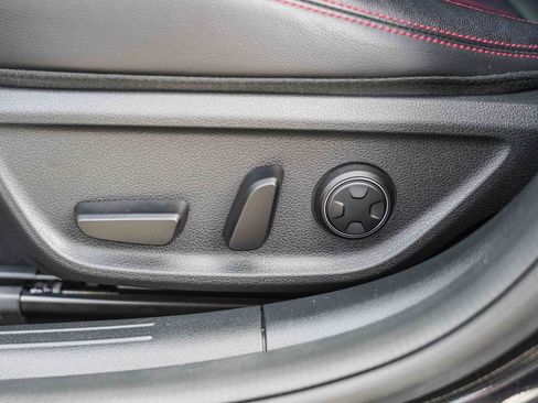 Used 2023 Genesis G70 2.0T w/ Sport Prestige Package image 22