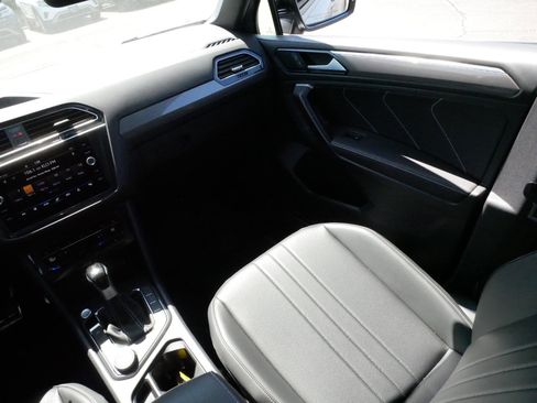 Certified 2024 Volkswagen Tiguan SE R-Line image 11