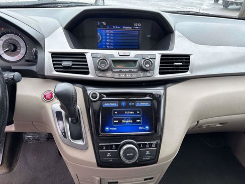 Used 2016 Honda Odyssey Touring image 16
