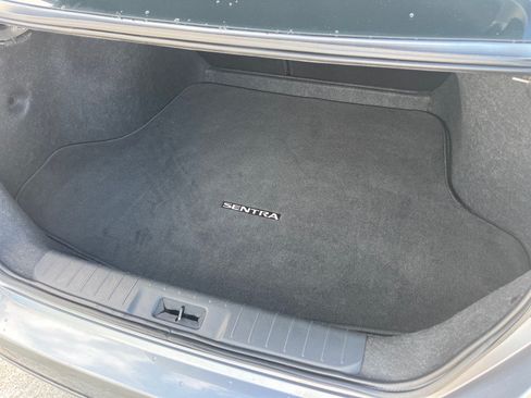 Used 2025 Nissan Sentra SV FWD image 20