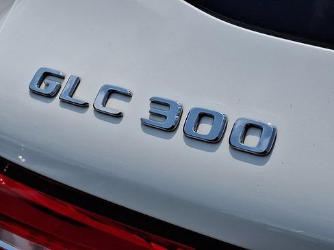 Used 2017 Mercedes-Benz GLC 300 image 25