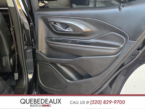 Used 2022 GMC Terrain SLT w/ Tech Package FWD image 22