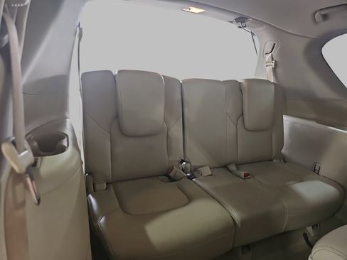 Used 2012 INFINITI QX56 4WD w/ Deluxe Touring Pkg image 15