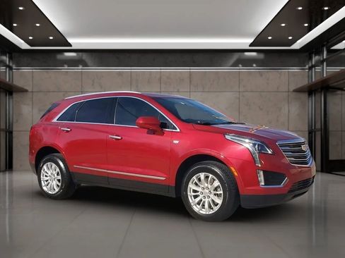 Used 2019 Cadillac XT5 AWD image 6