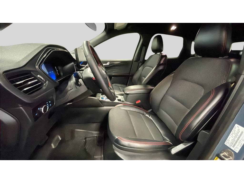 Used 2026 Ford Escape ST-Line w/ Tech Pack #1 AWD/4WD image 12