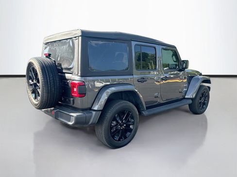 Used 2023 Jeep Wrangler Unlimited Sahara AWD/4WD image 7