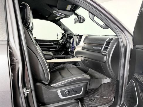 Used 2019 RAM 1500 Laramie w/ Sport Appearance Package AWD/4WD image 58