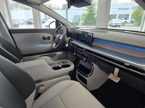 New 2026 Hyundai Ioniq 9 SEL AWD/4WD image 37