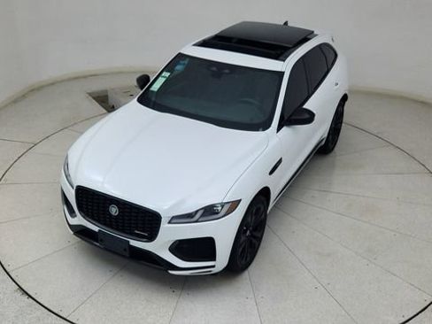 Used 2025 Jaguar F-PACE R-Dynamic S image 77
