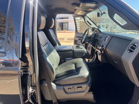 Used 2012 Ford F350 Lariat w/ Chrome Pkg image 16