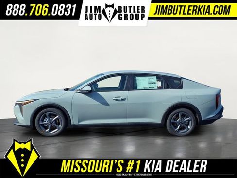 New 2026 Kia K4 FWD image 15