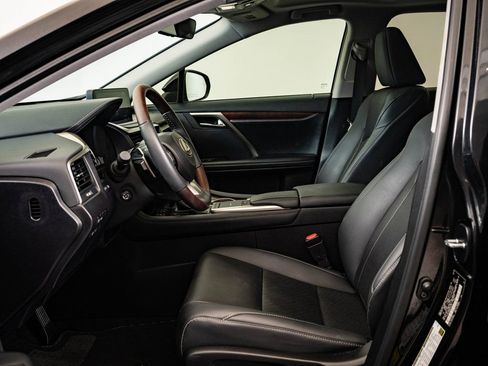 Certified 2022 Lexus RX 350 FWD w/ Premium Package image 19