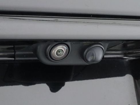 Used 2021 Land Rover Range Rover AWD/4WD image 36