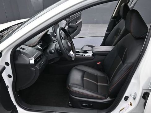 Used 2025 Nissan Altima 2.5 SR AWD/4WD image 25