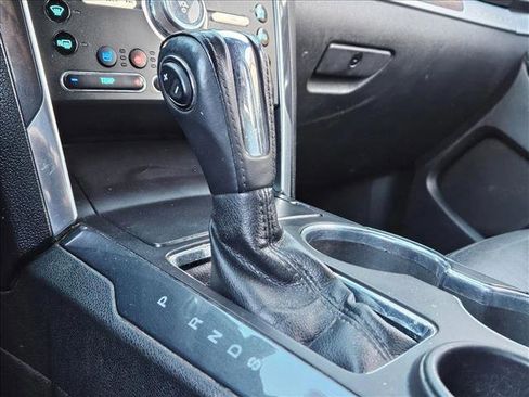 Used 2018 Ford Explorer Limited w/ Equipment Group 301A image 17