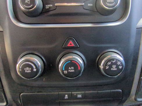 Used 2018 RAM 1500 Express w/ Black Ram 1500 Express Group image 19