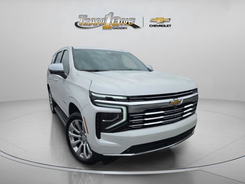 Used 2025 Chevrolet Tahoe Premier AWD/4WD image 1