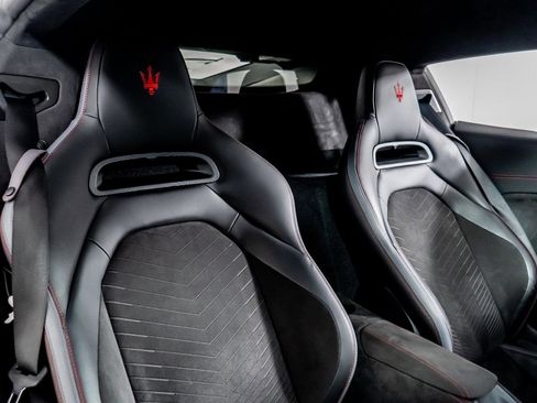 Used 2022 Maserati MC20 Coupe image 35