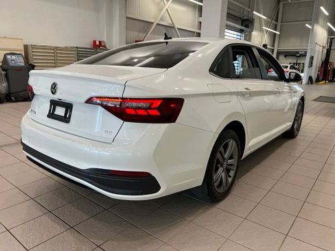 Used 2024 Volkswagen Jetta SE FWD image 7