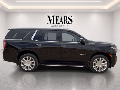 Used 2023 Chevrolet Tahoe High Country RWD image 6