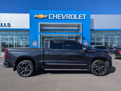 Certified 2024 Chevrolet Silverado 1500 High Country w/ Technology Package image 41