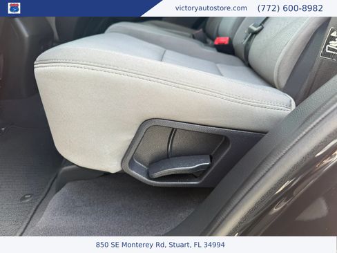 Used 2018 Hyundai Santa Fe Sport w/ 2.4L Value Package 02 FWD image 22