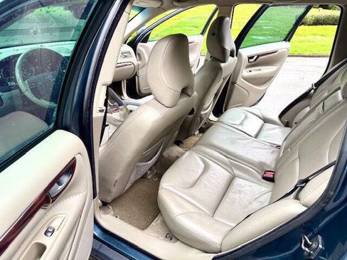 Used 2007 Volvo XC70 image 20